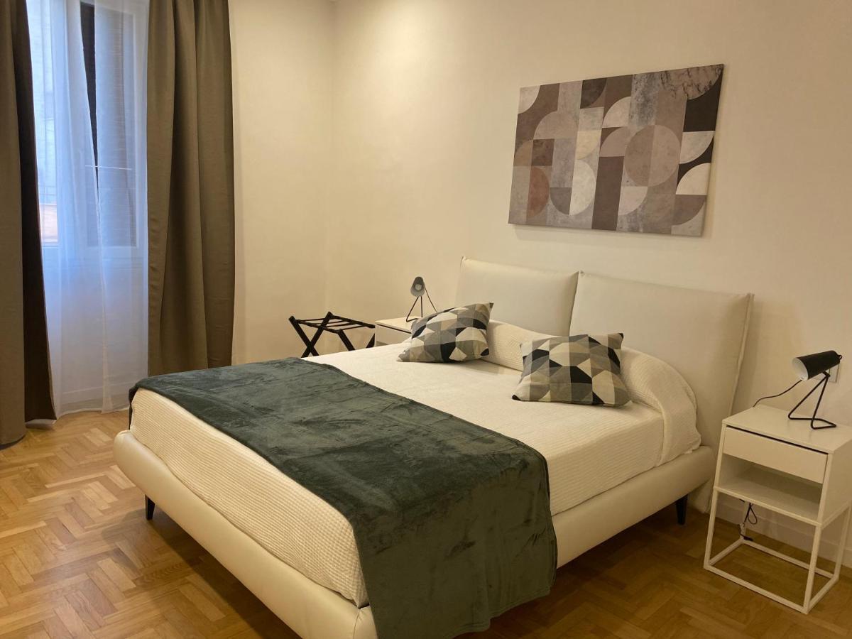 Colosseum Rome Guest House Luil Buitenkant foto