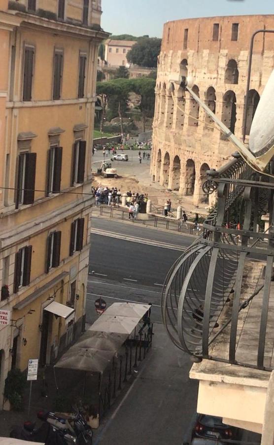 Colosseum Rome Guest House Luil Buitenkant foto